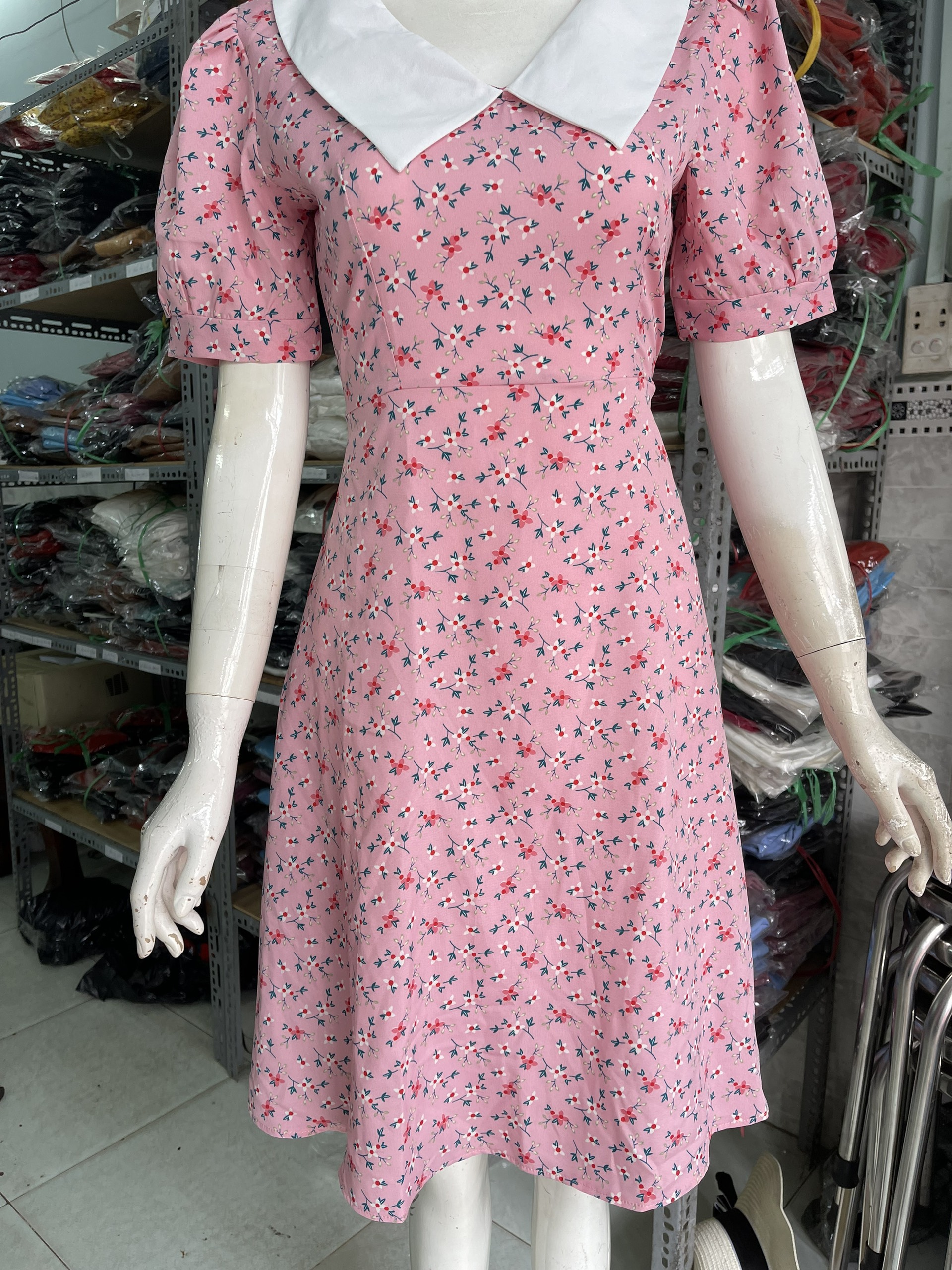 [HCM]ĐẦM HOA XÒE CỔ SEN NHỌN SIÊU XINH