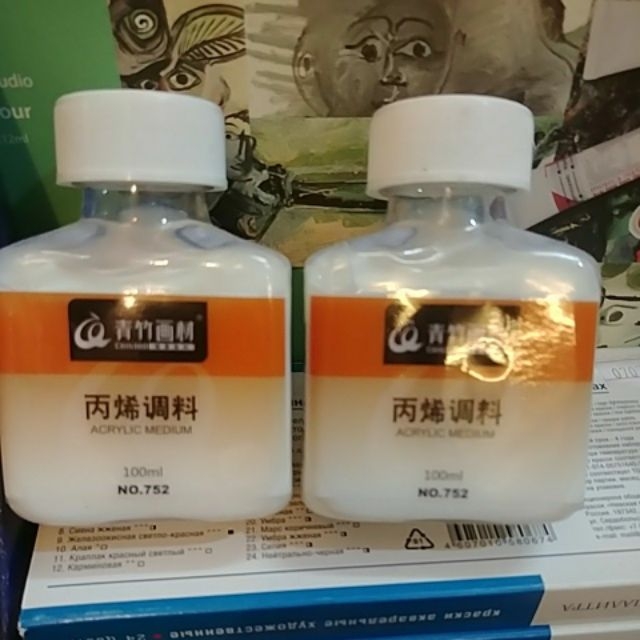 Dung dịch pha Acrylic