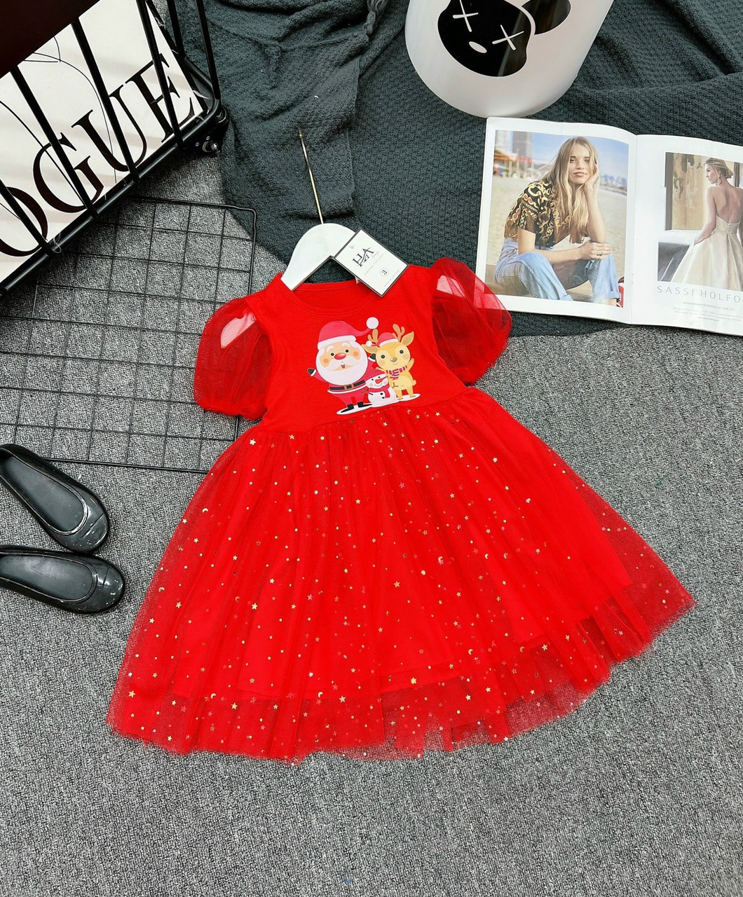 Đầm voan đỏ Noel ánh sao