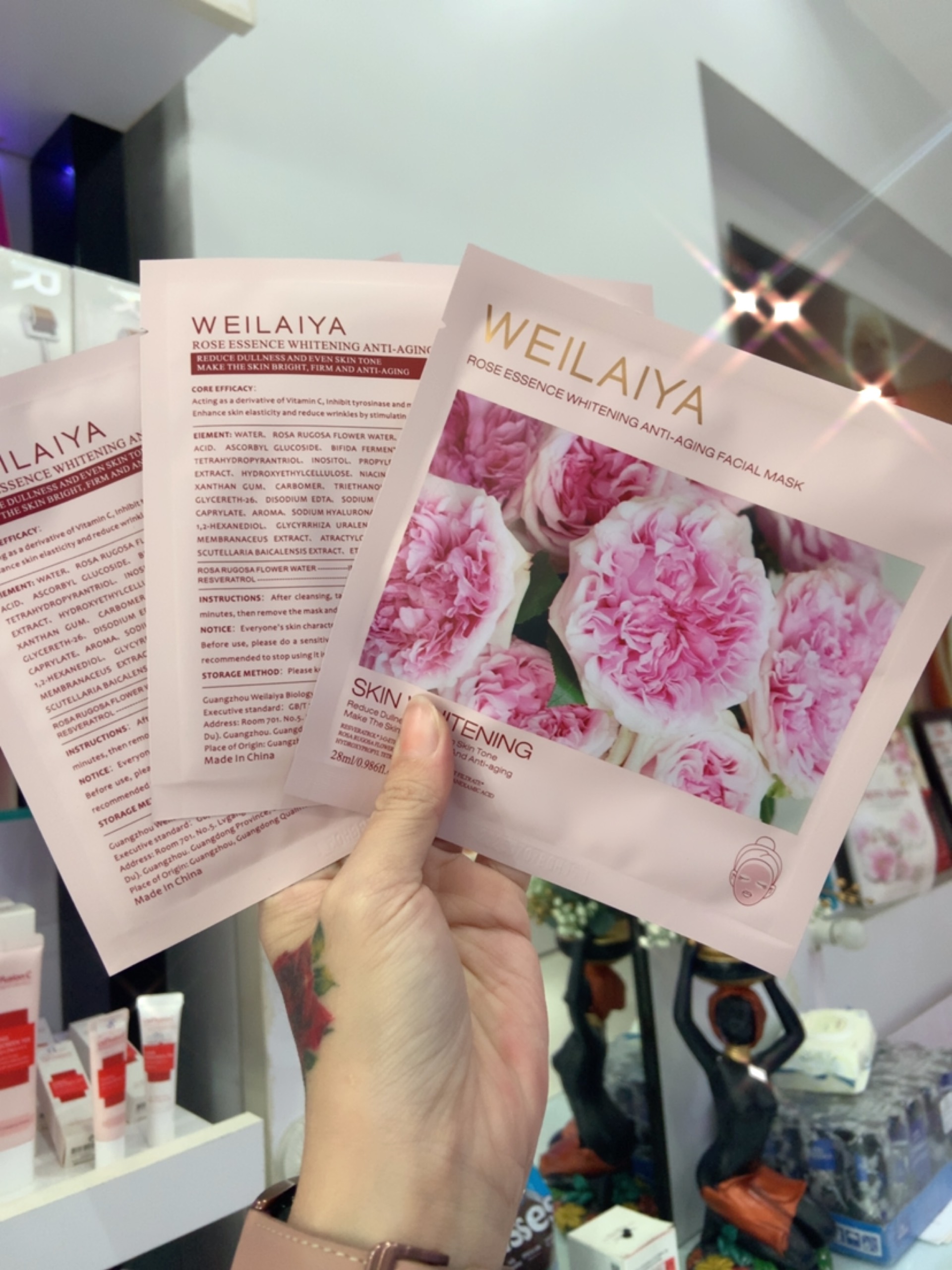 Mặt Nạ Dưỡng Ẩm và Trắng Da Weilaiya - Aidep