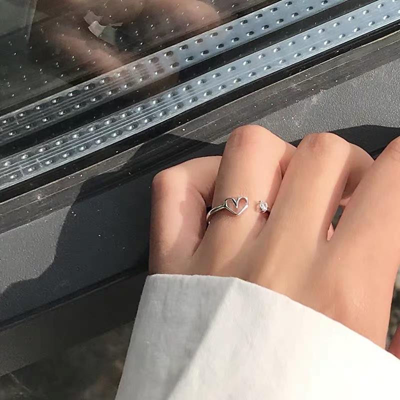 Nhẫn nữ bạc tim đính đá zircon đơn giản dễ thương