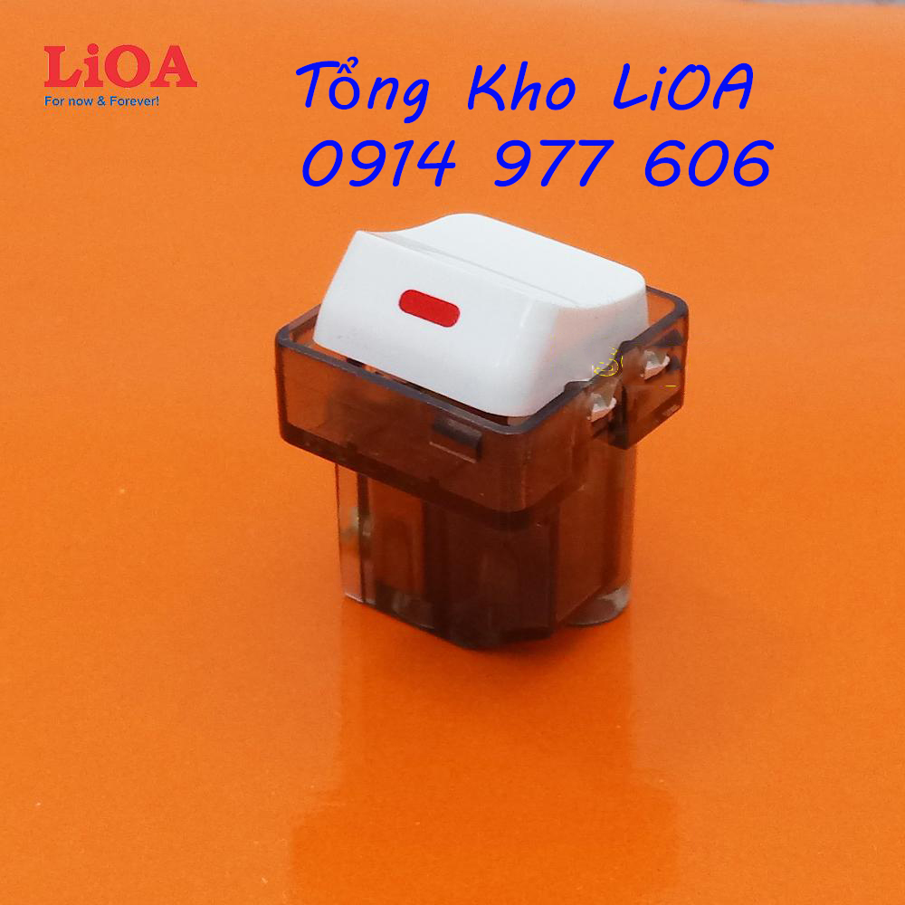 Hạt công tắc vuông 1 chiều 10A LiOA LVE18S12M