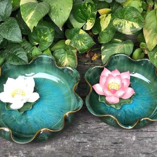 Bát thả hoa tụ lộc