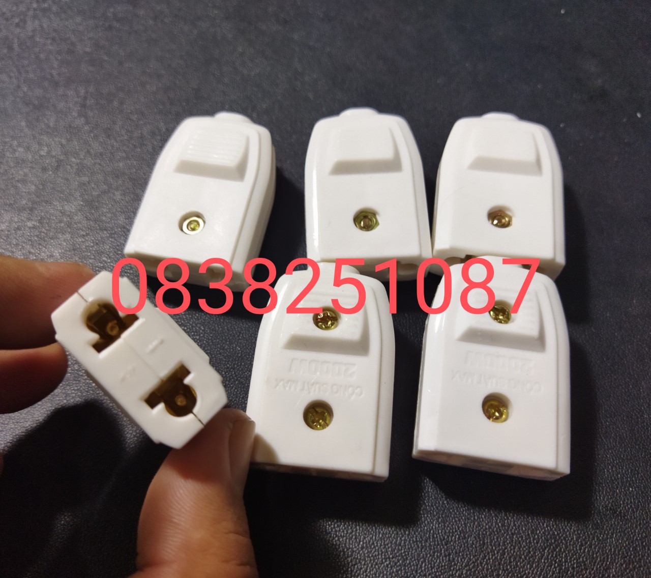 6 Phích cắm cái ( phích âm ) Phích nối điện
