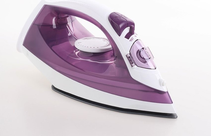 [HCM]Bàn ủi hơi nước Philips GC1426/39