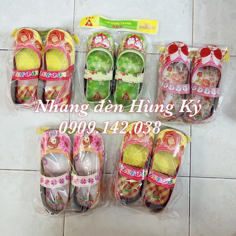 Hàng mã giày trẻ em giấy