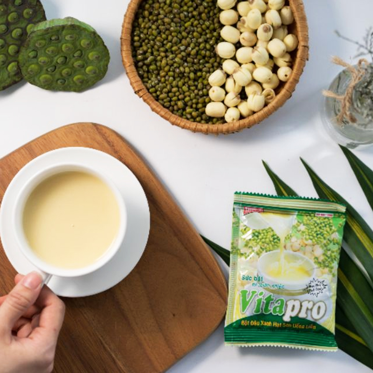 BỘT ĐẬU XANH HẠT SEN CÓ ĐƯỜNG VITAPRO