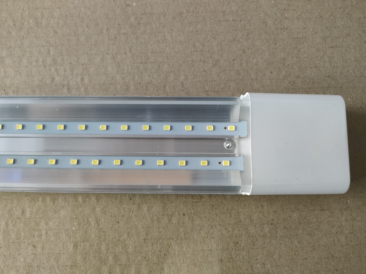 Đèn led tuýp máng đôi 40w Hopell 1.2 mét