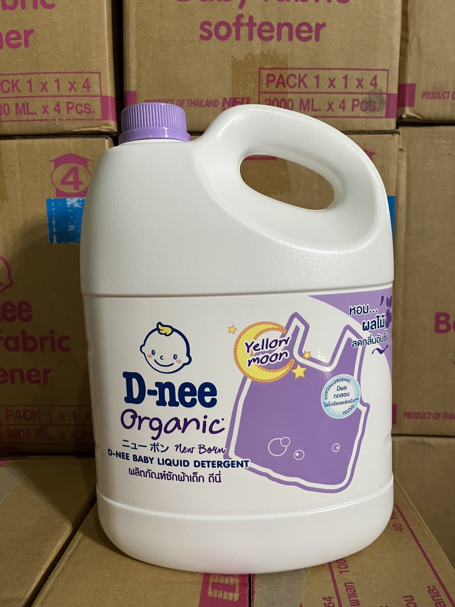 (KTT) Nước giặt xã Dnee can 3000 ml- Màu tím ( Thái Lan)