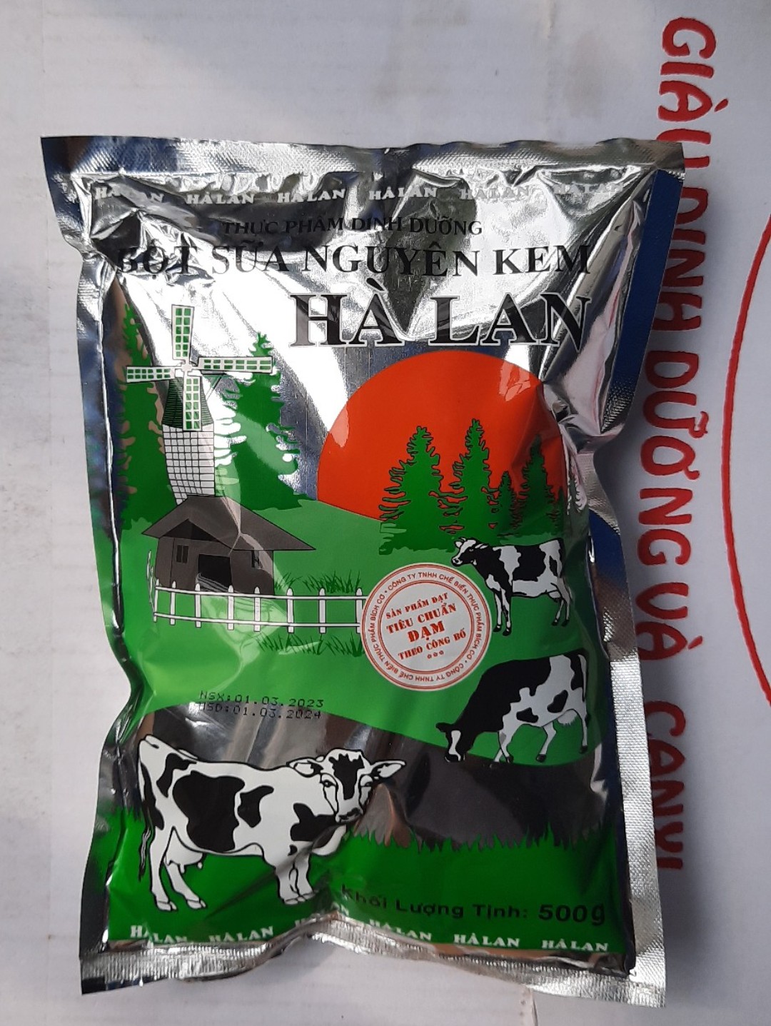 1.5KG BỘT SỮA NGUYÊN KEM CANXI hiệu Bích Cơ (gồm Hai con bò đỏ, Hà Lan, BC - 500gram/bịch)