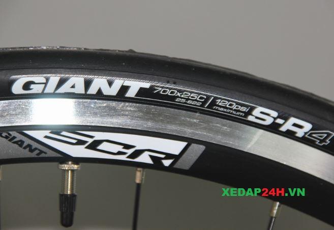 Xe Đạp Đua Giant SCR 2
