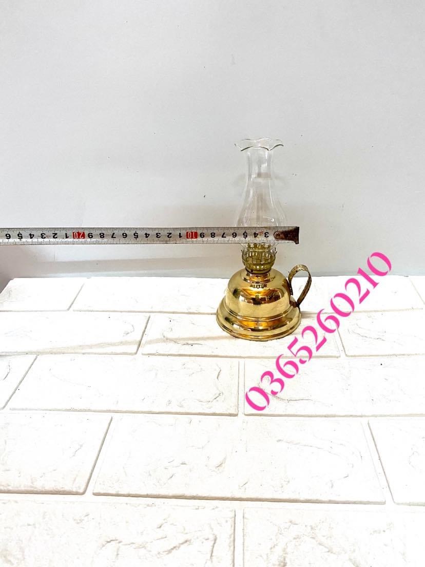 ĐÈN DẦU CỠ VÒNG ĐẾ CHẤT LIỆU BẰNG ĐỒNG