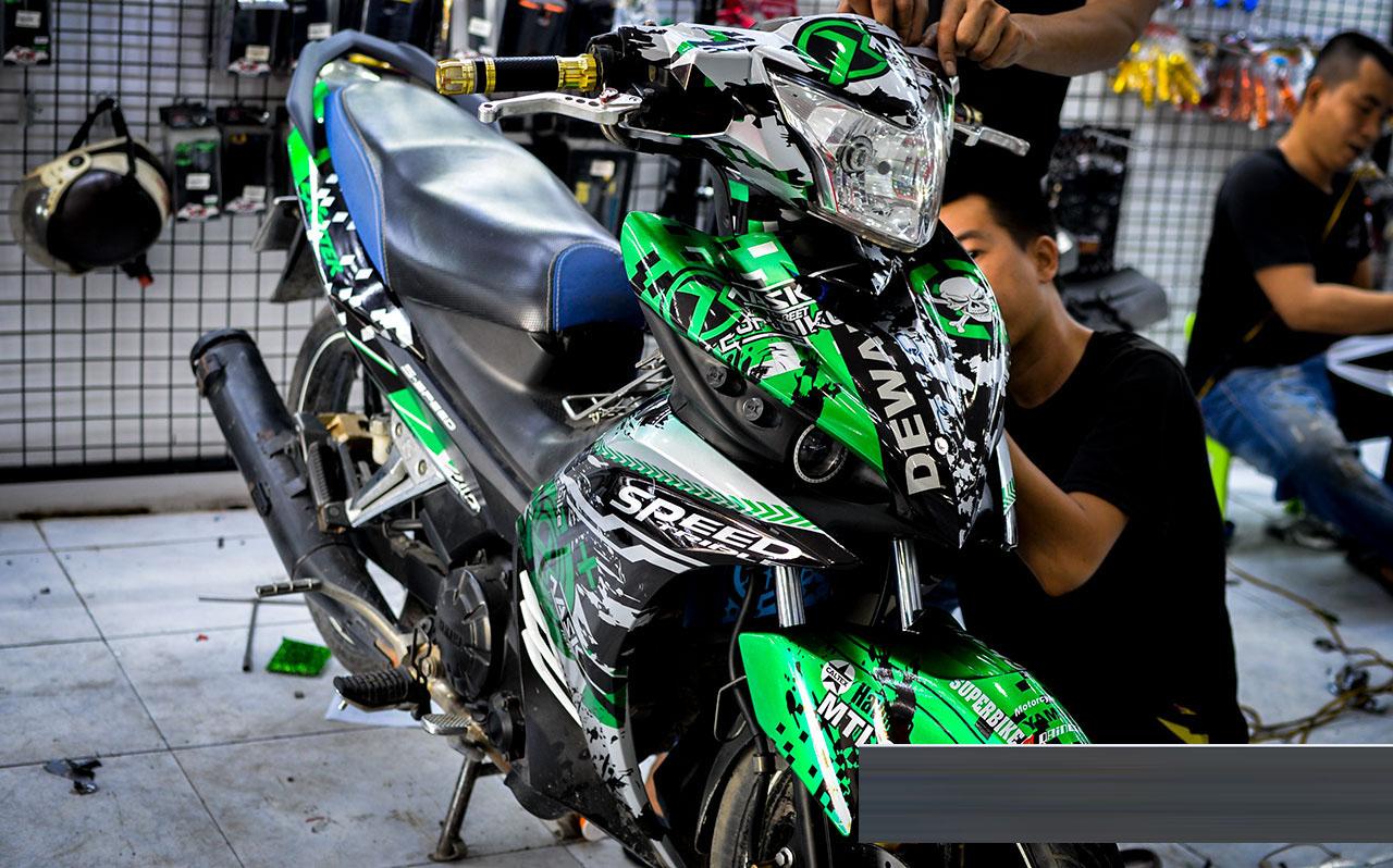 Tem trùm xe máy ex135 Xanh lá Bạc Đen - Độ tem xe máy ex135 thiết kế theo yêu cầu - Chế tem trùm xe máy exciter 135 rẻ đẹp