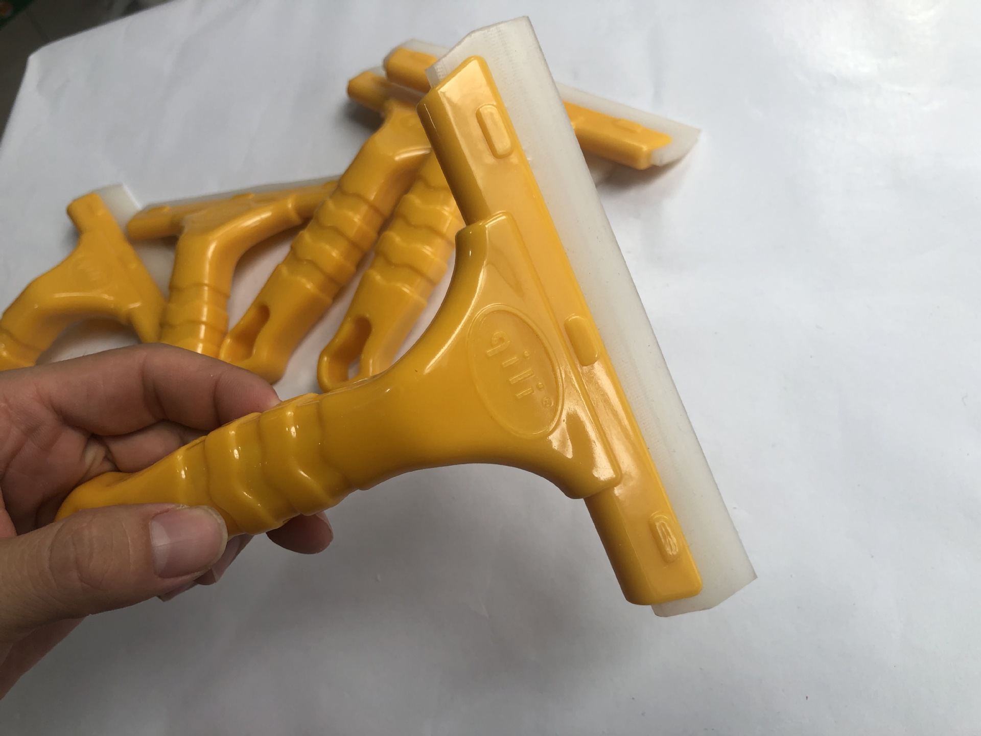 Chà ron gạch, trét ron gạch, Cây Gạt Kính, Gạt Nước, Gạt Decal Mini Siêu Tiện Lợi