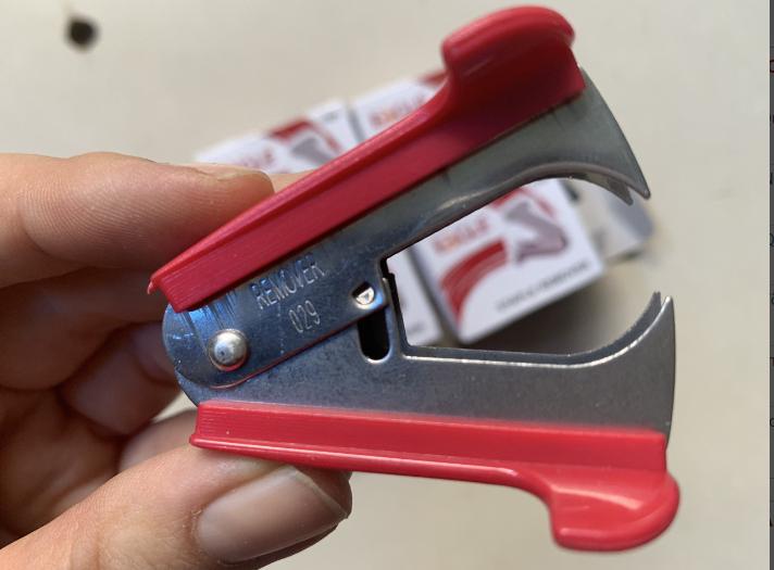 Dụng cụ gỡ kim Eagle 1029