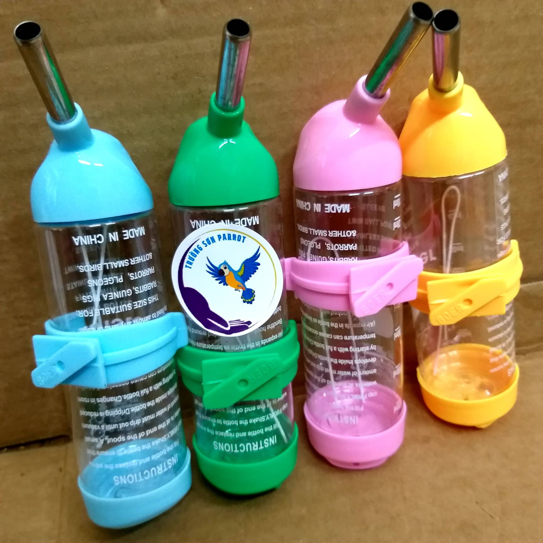 Bình bi đựng nước cho Hamster, vẹt, thỏ...(125ml, 250ml, 500ml)