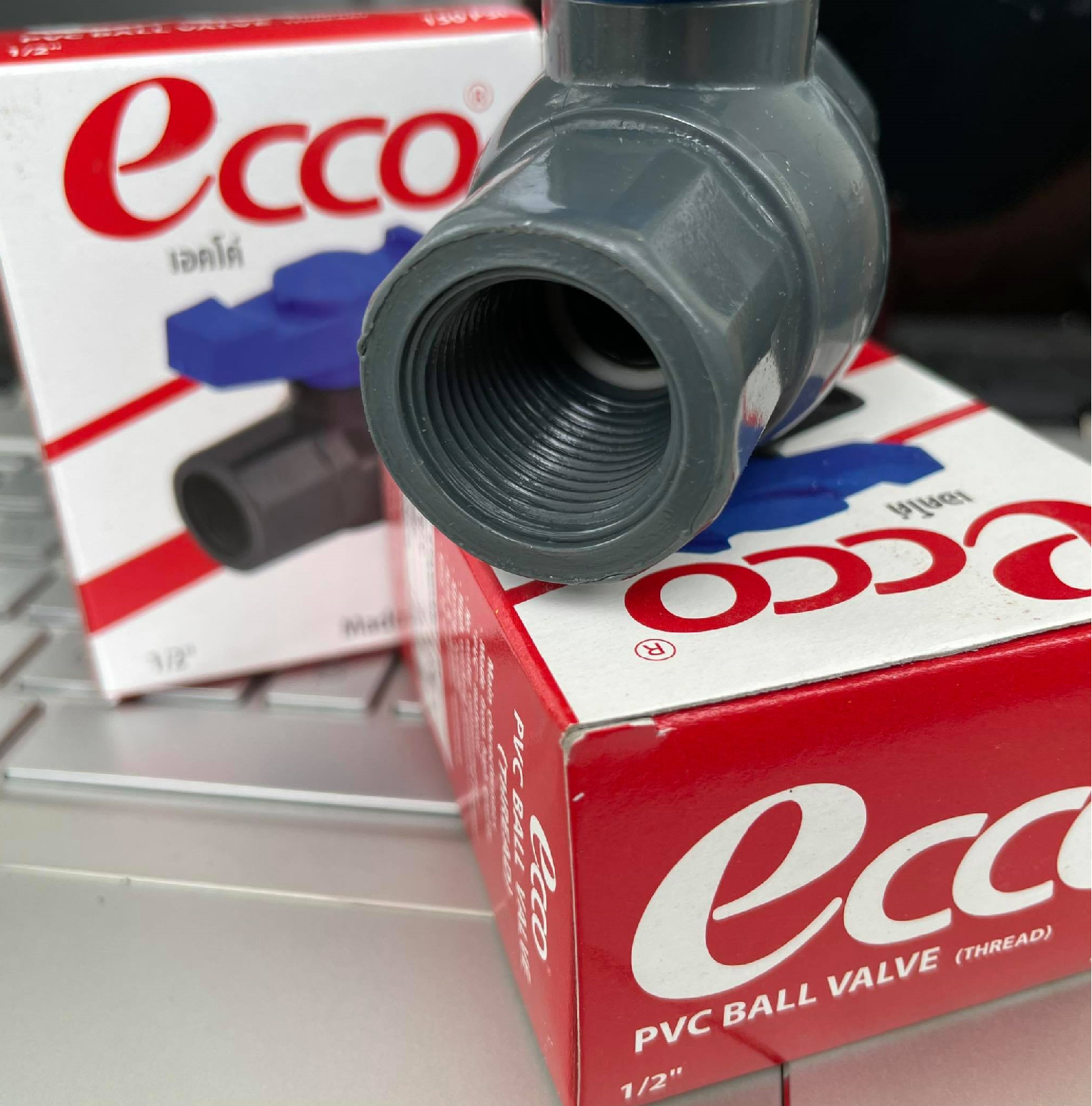 Van khóa nước 2 đầu ren trong phi 21 ECCO nhập khẩu từ Thái Lan