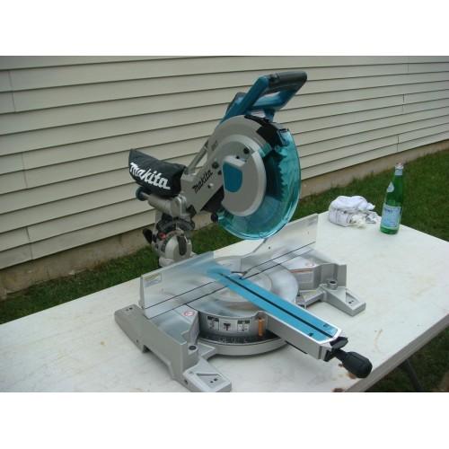 Máy Cưa Đa Góc Trượt Makita LS1016