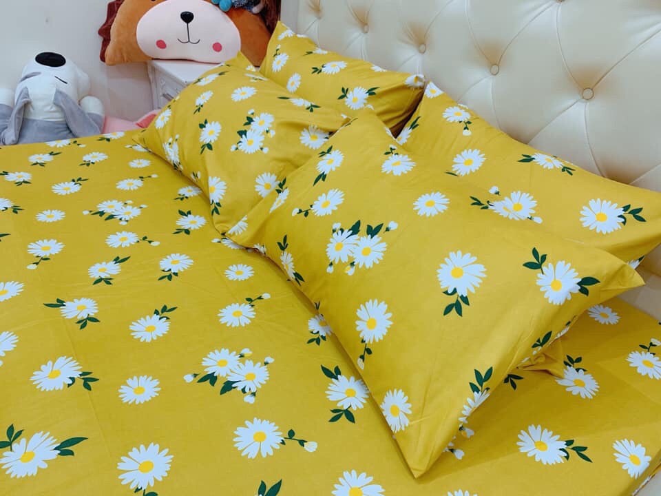 Bộ Ga Giường Kèm 2 Vỏ Gối Nằm , Cúc Họa Mi Vàng , Chất Liệu Bền Đẹp, Không Phai, Không Xù, Mẫu Mã Kích Cỡ Đa Dạng