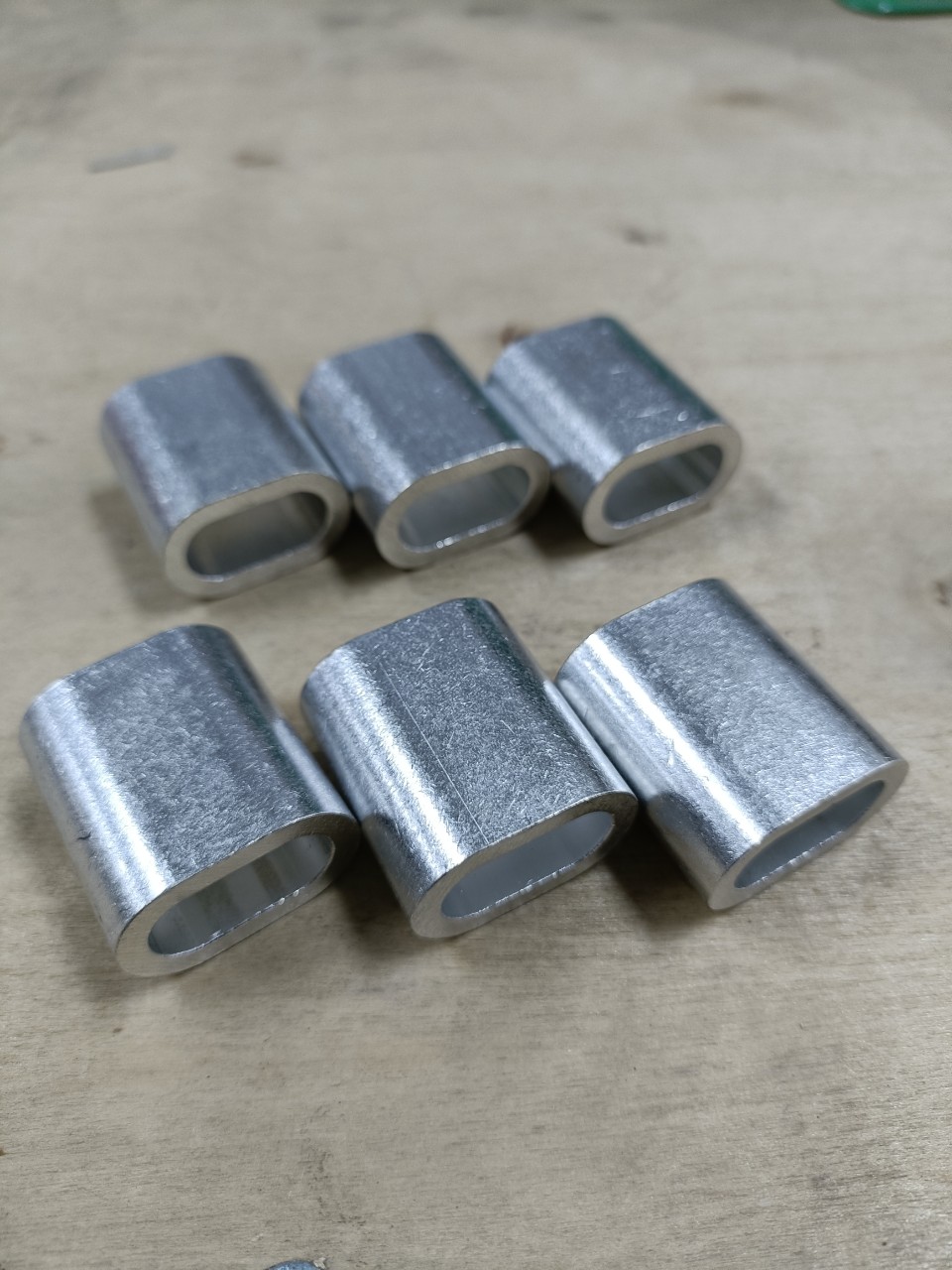 10 Cốt nhôm đầu nhôm khóa dây cáp[ Ø 8mm ]
