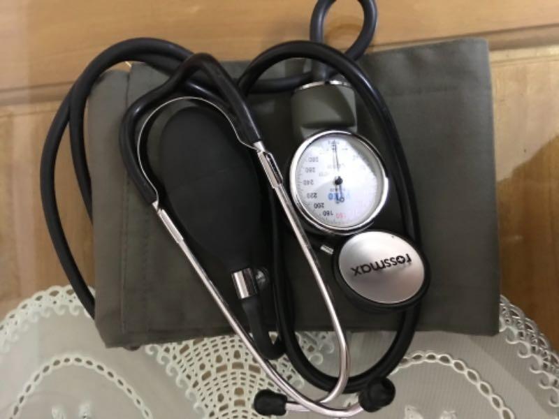 Máy đo huyết áp cơ Rossmax GB102