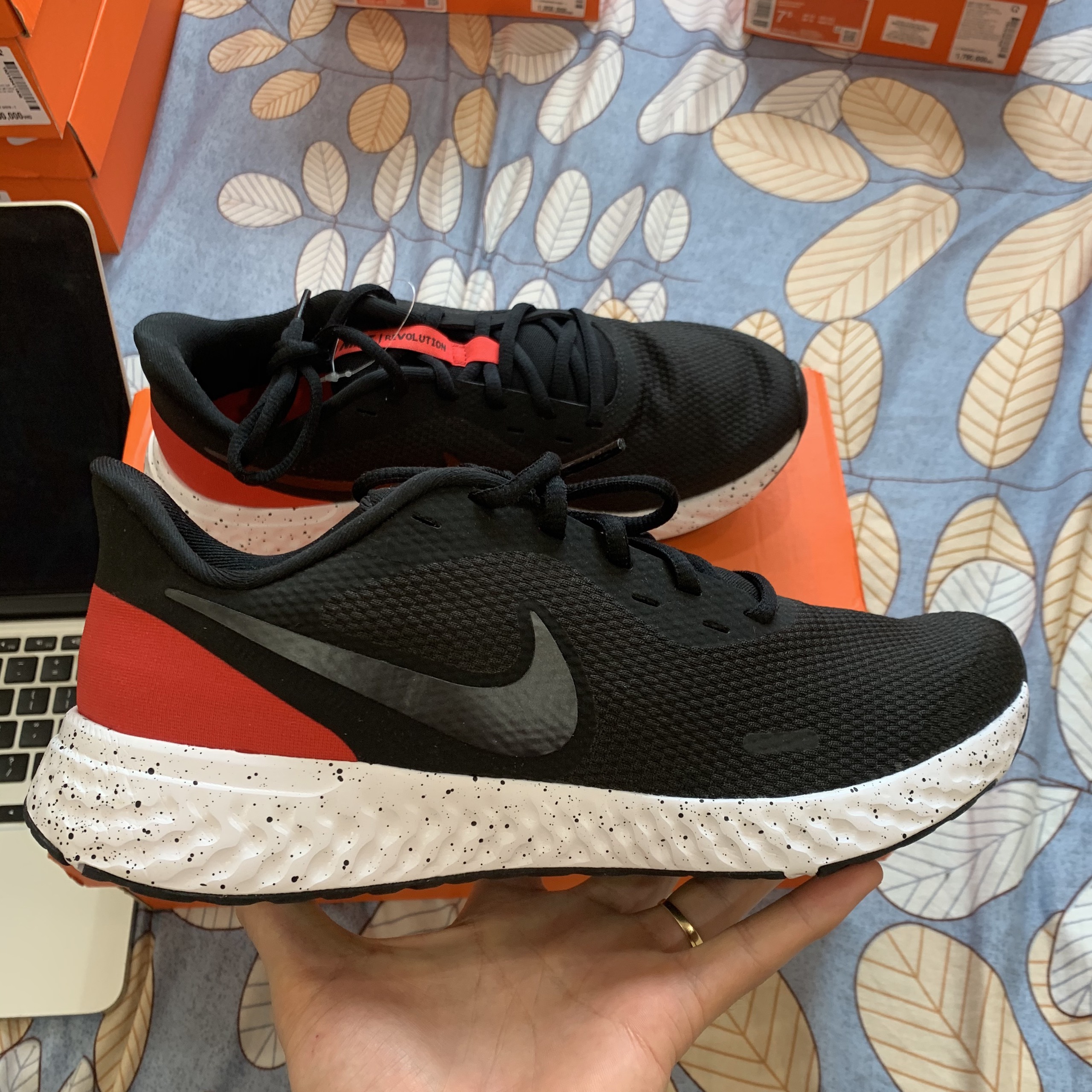 nike revolution 5 anthracite