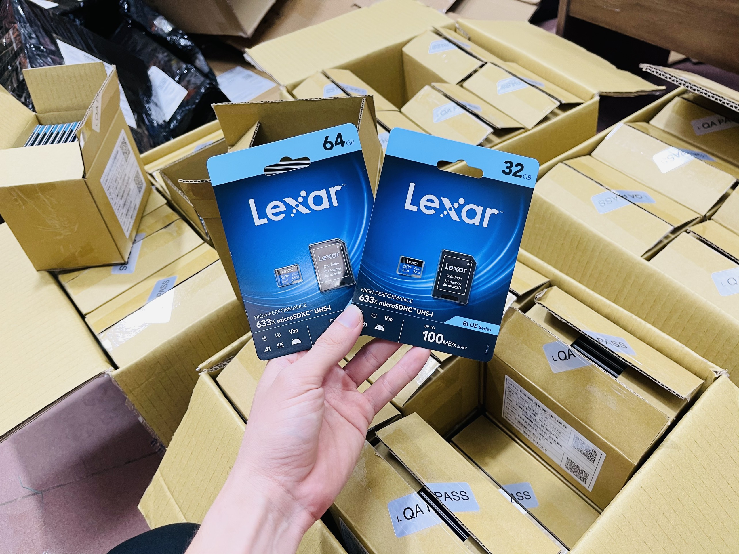 Thẻ nhớ Lexar 32GB,64GB,128GB Micro SD Class 10 tốc độ 100Mb/s