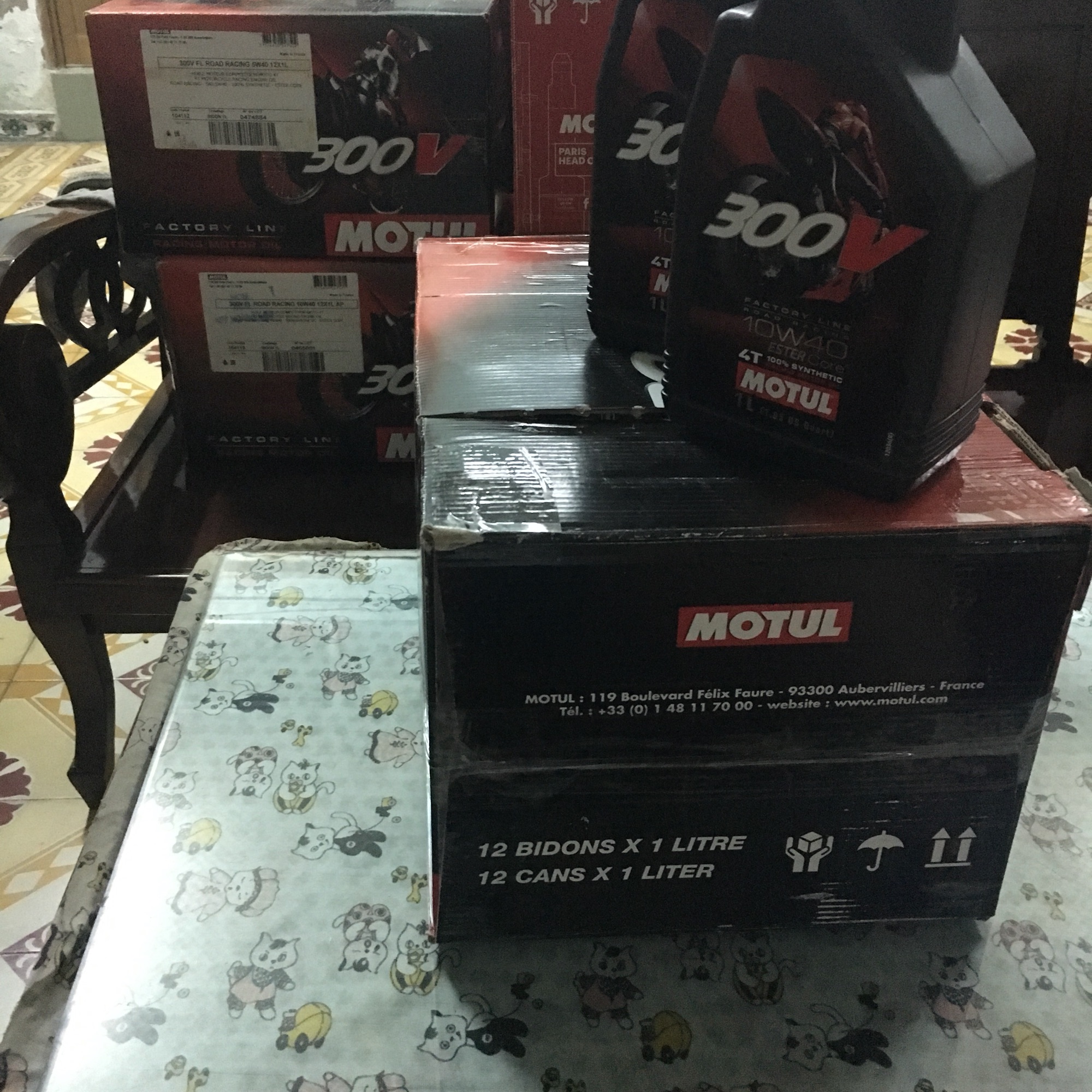 [HCM]Combo Motul 300v 10w40 3 lớp