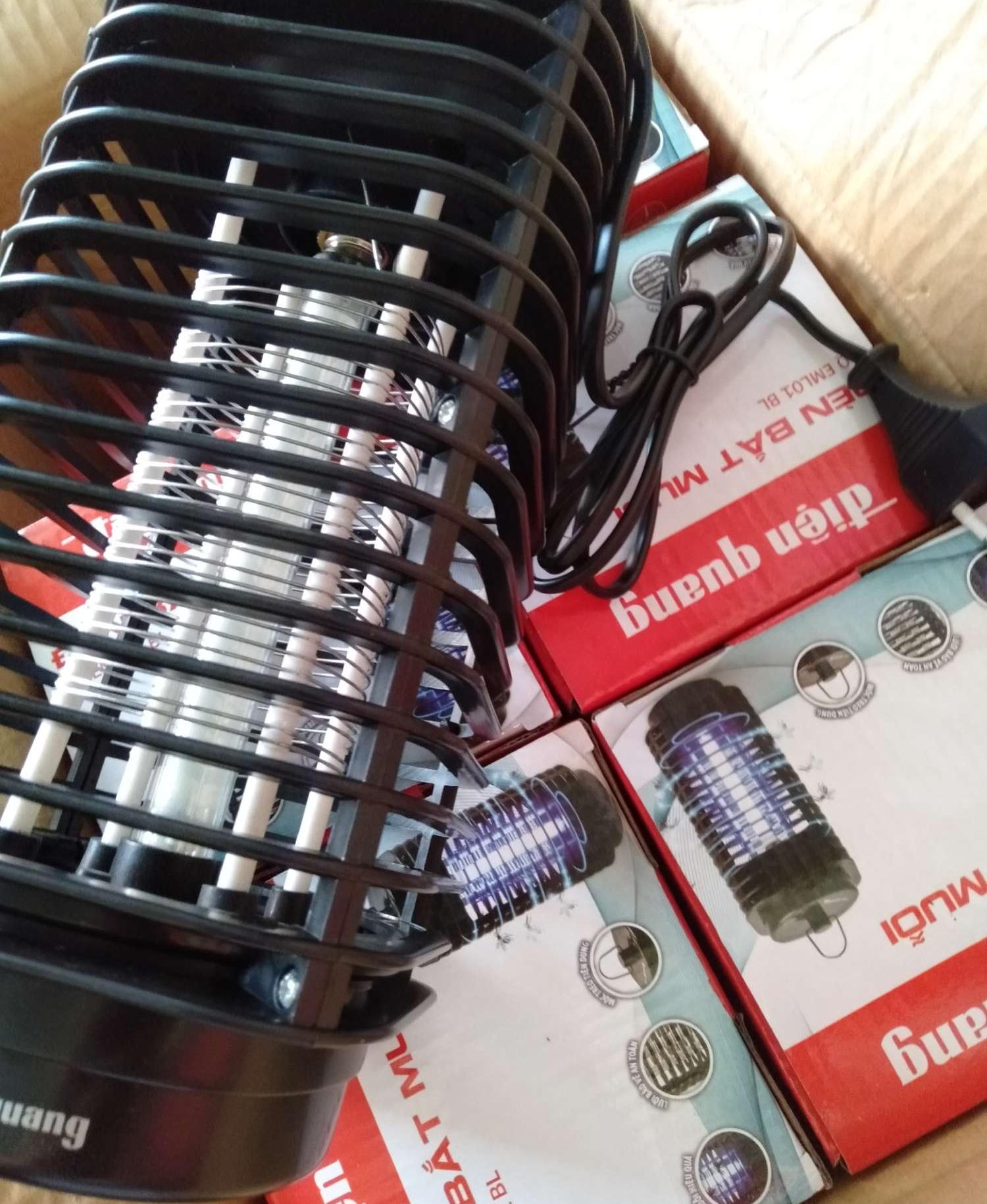 Đèn bắt muỗi Điện Quang EML01 BL