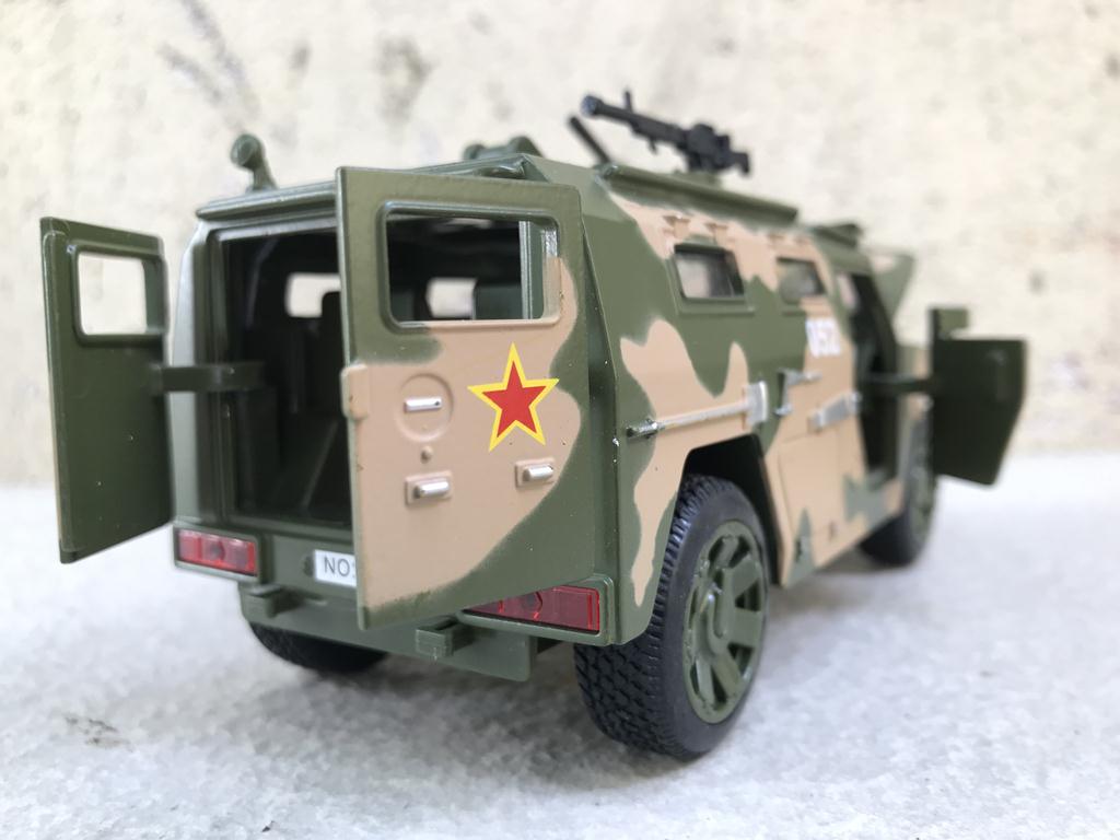 Mô hình xe Quân sự Tiger 1:32