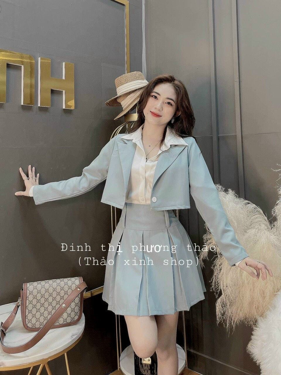 [HCM]SÉT BỘ 3 MÓN VEST HÀN QUỐC CỰC XINH ( CHÂN VÁY+ ÁO GIẢ VEST+ ÁO TRONG) LT