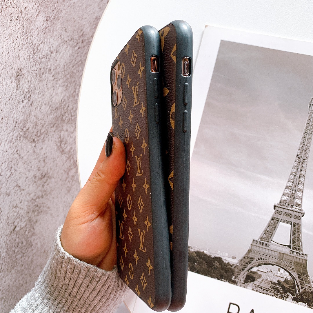 Ốp Lưng Da IMD Họa Tiết Louis Vuitton