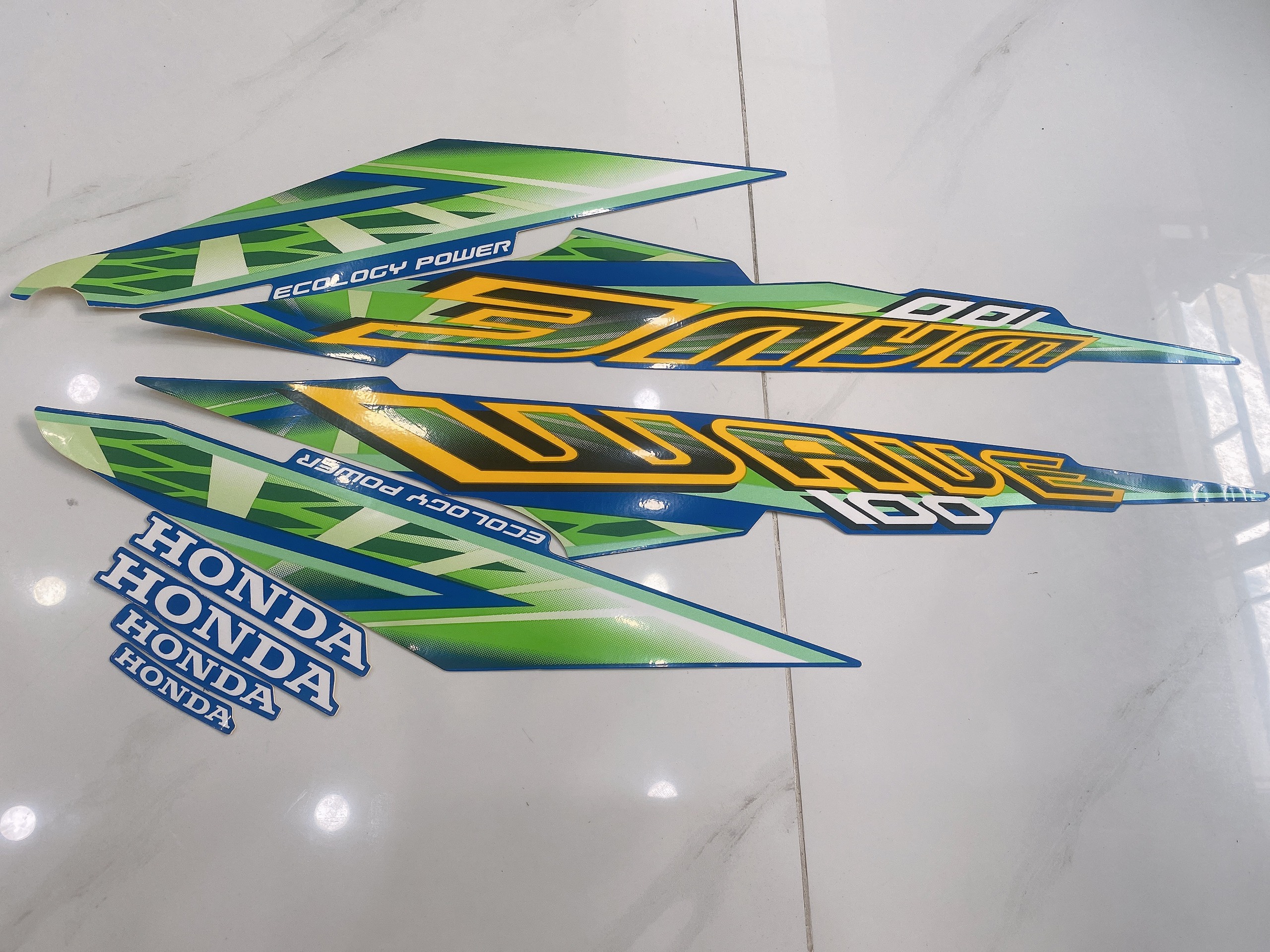Trọn bộ tem rời dán xe máy 3 lớp Honda Wave 100 đời 2004 màu xanh lá