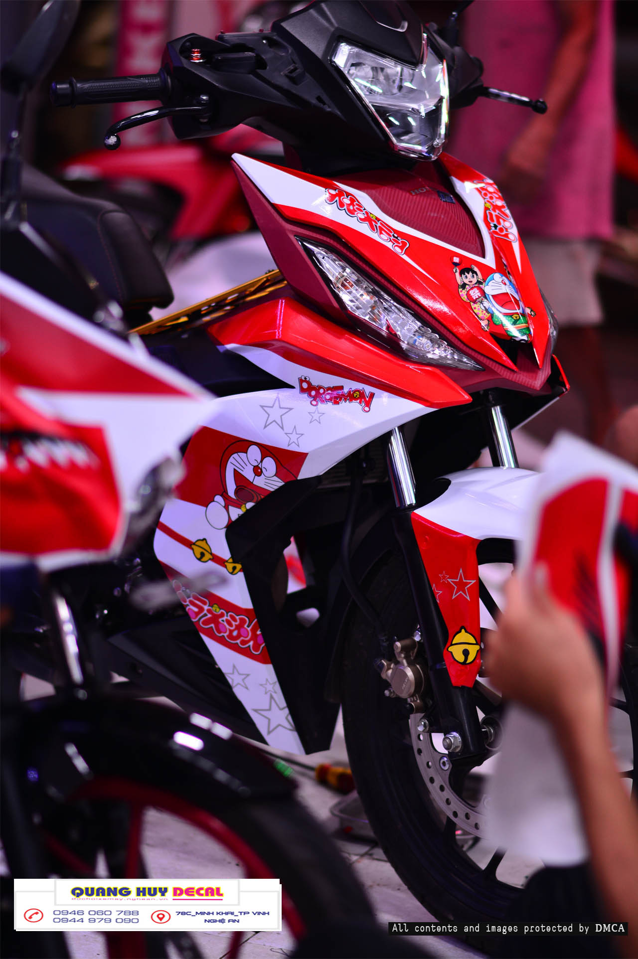 Tem trùm xe Winner đỏ trắng doremon - Độ dán team trùm decal xe máy Winner đỏ trắng doremon - Team trùm decal xe máy Winner rẻ đẹp và chất