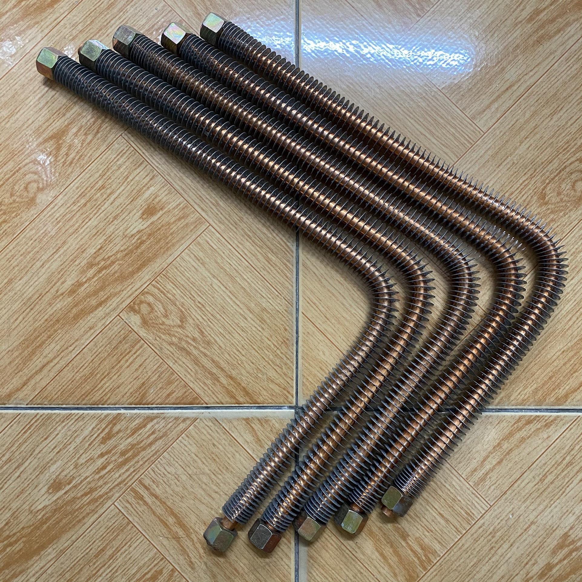 Ống nhôm tản nhiệt máy nén khí dài 65cm có vòng bảo vệ - Ren 15mm