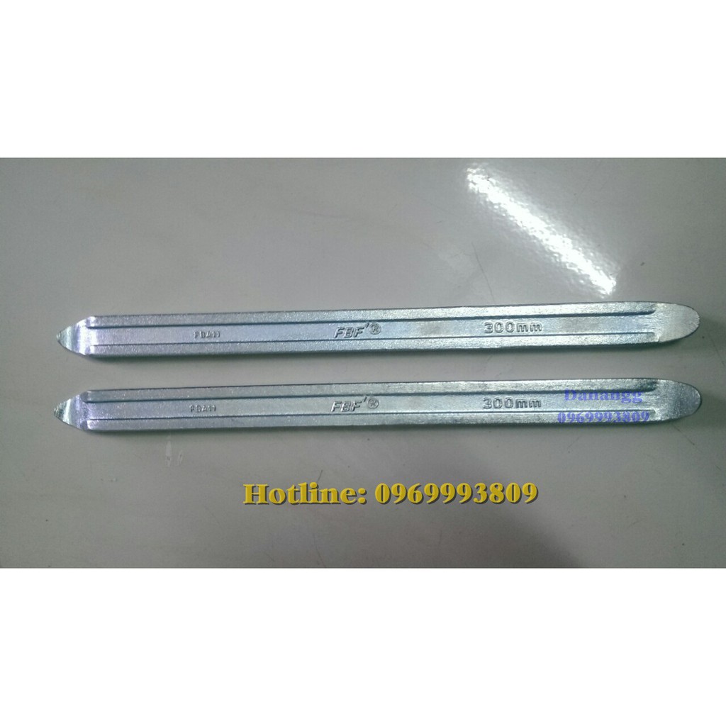 2 Cây nạy lốp xe loại dài 300mm