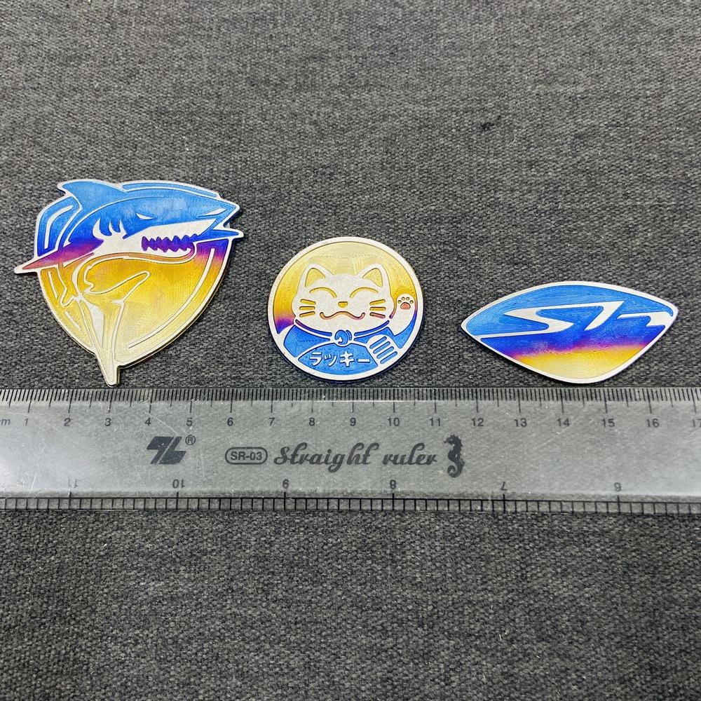 TEM LOGO HÌNH CÁ MẬP TITAN TRANG TRÍ XE PHONG CÁCH KHÔNG GIỐNG AI NHƯNG CHẤT (TITAN 100%)