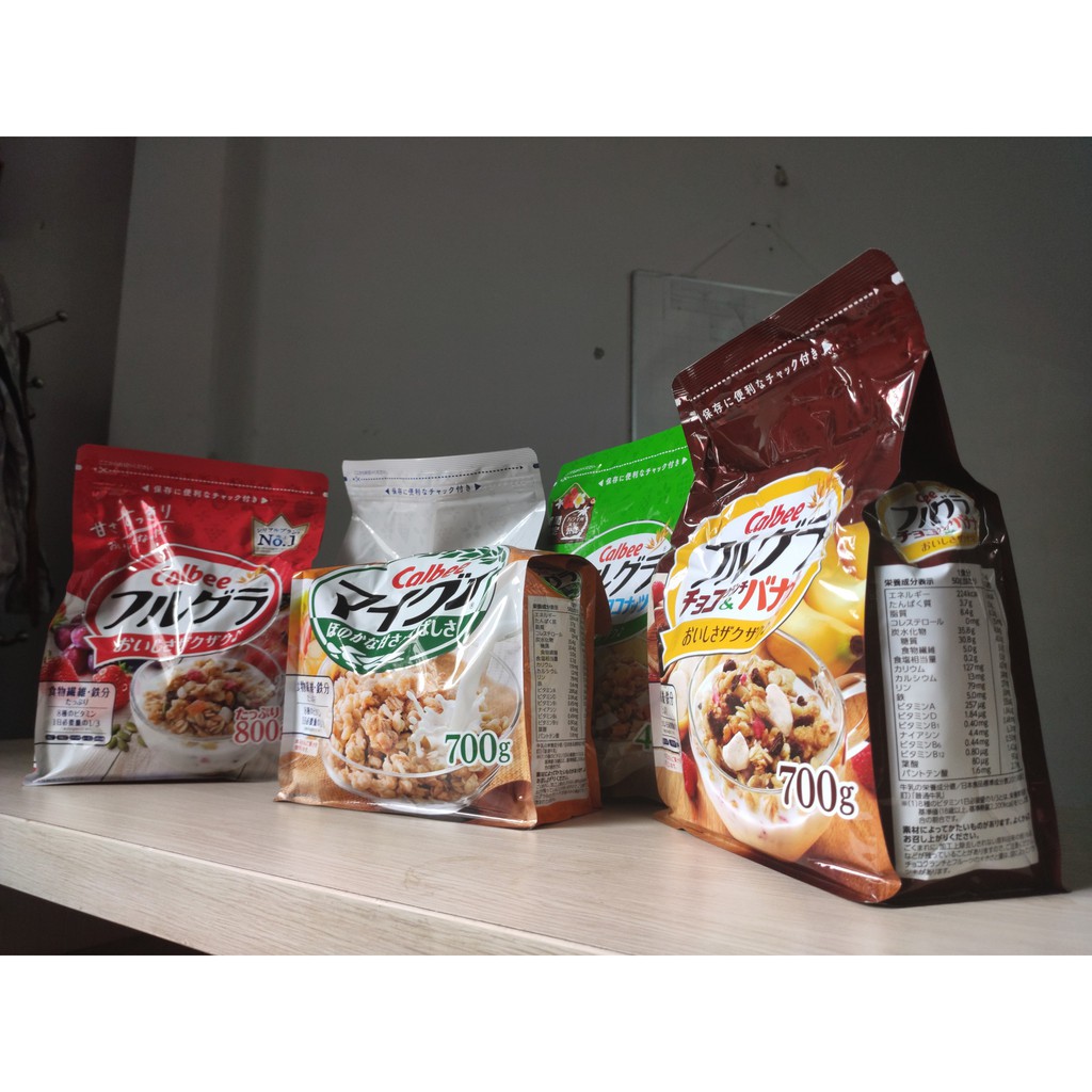 Ngũ cốc Calbee Nhật bản 800 g (Granola - Protein)