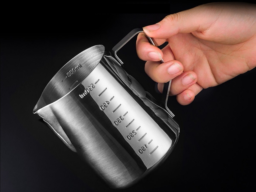 Ca Đánh Sữa INOX  Có Vạch Chia Inox