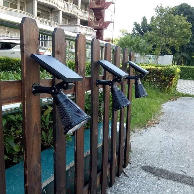 Đèn Sân Vườn năng lượng mặt trời