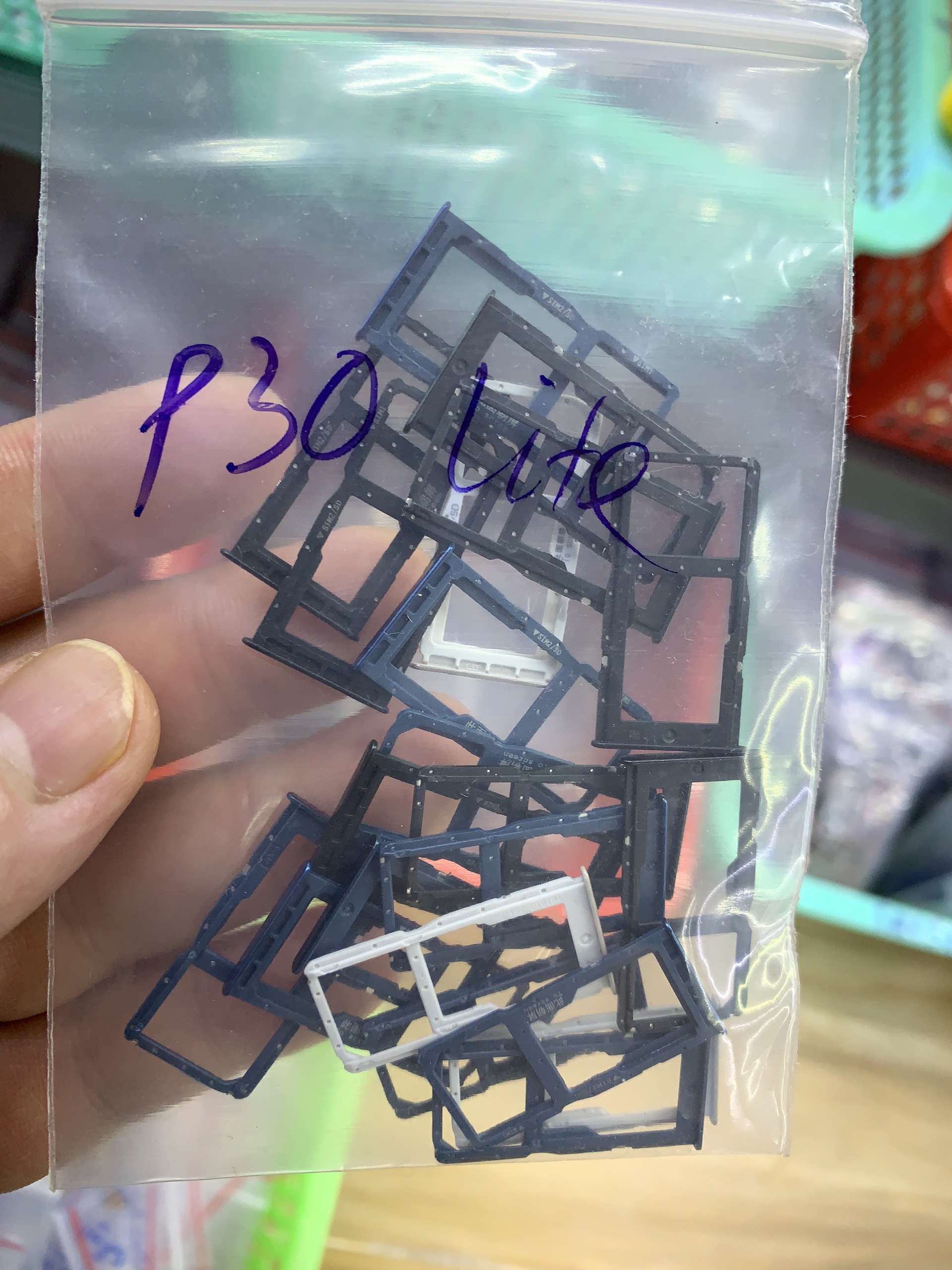 Khay sim Huawei P30 lite
