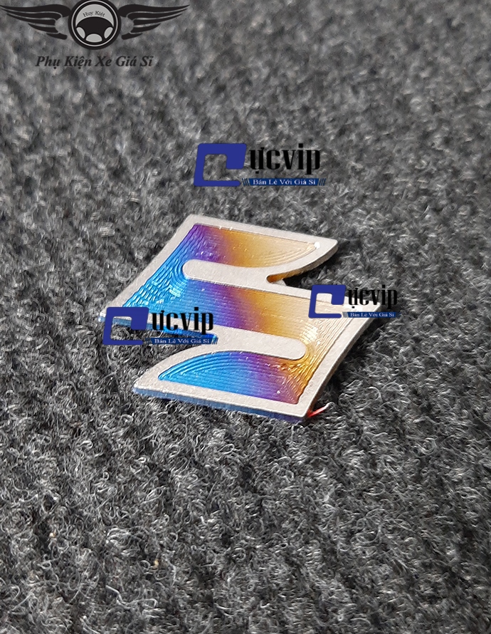 Tem Logo Chữ Suzuki Nhí Titan MS2804