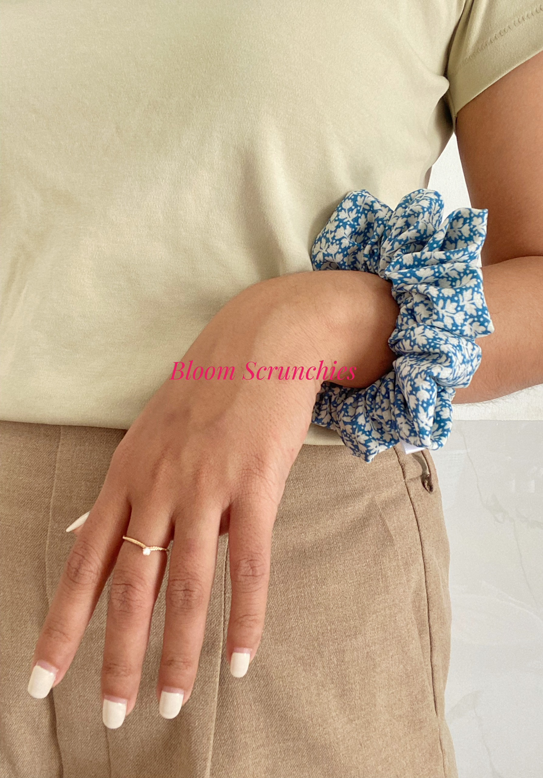 Dây cột tóc hoa nhí xanh cotton Standard_ Scrunchies