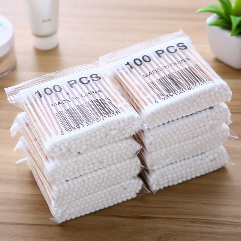 1 bịch 100 Tăm bông ráy tai thân gỗ