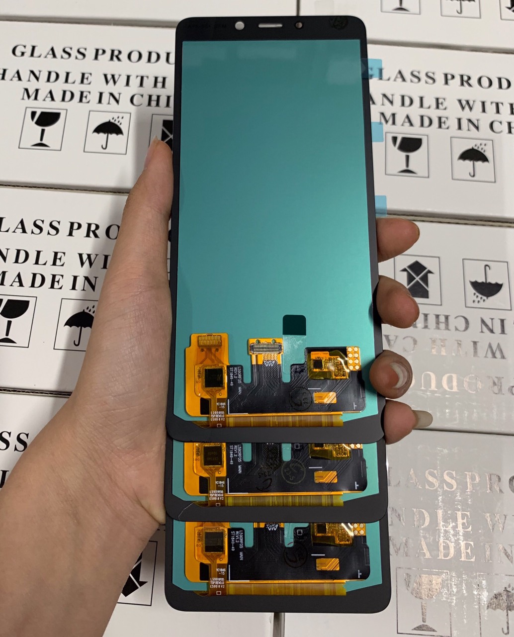 Màn hình oled full Galaxy A9 2018 / A920 màu đen (chất lượng như zin)