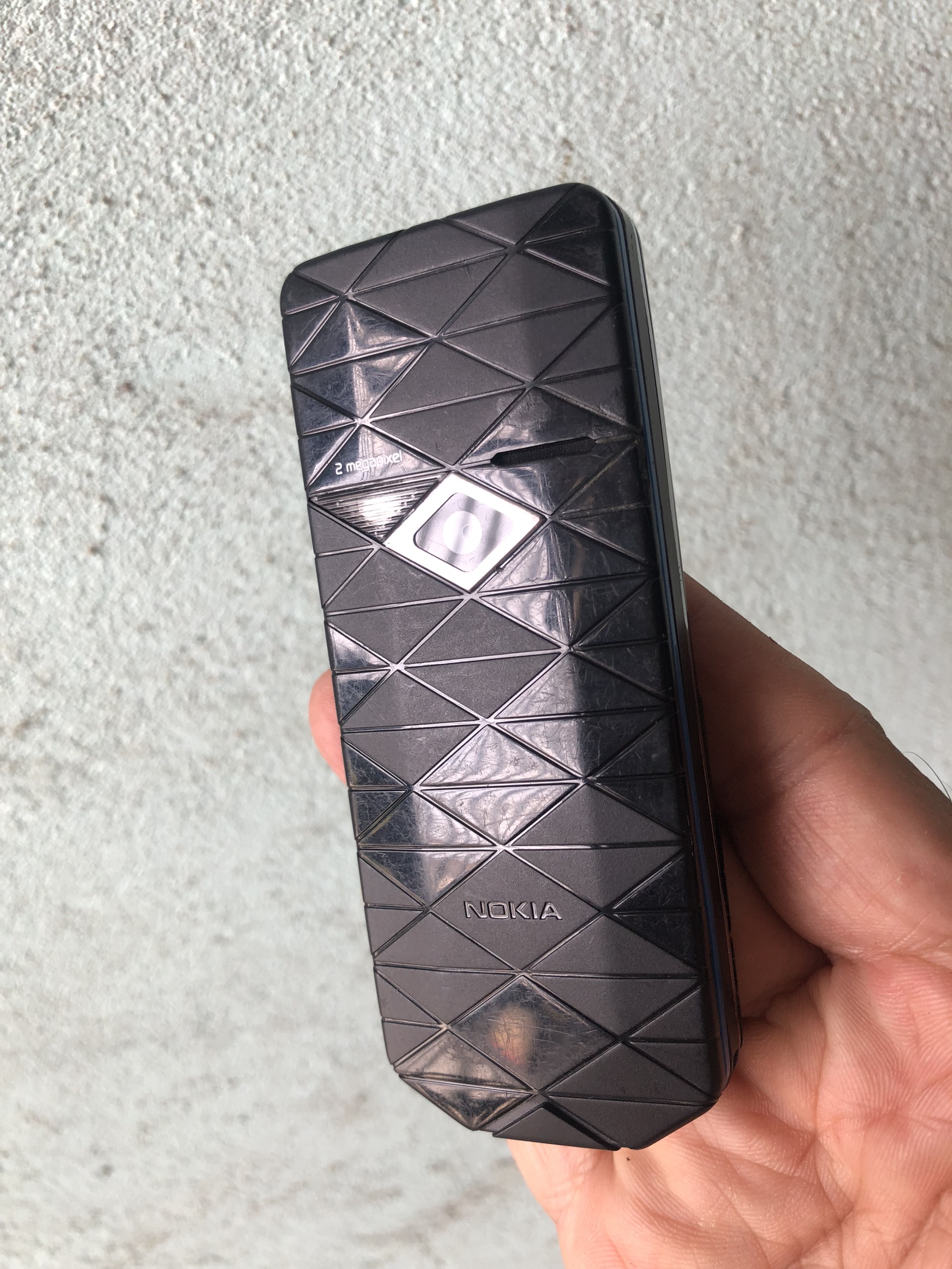 Điện thoại  Nokia 7500 Prism