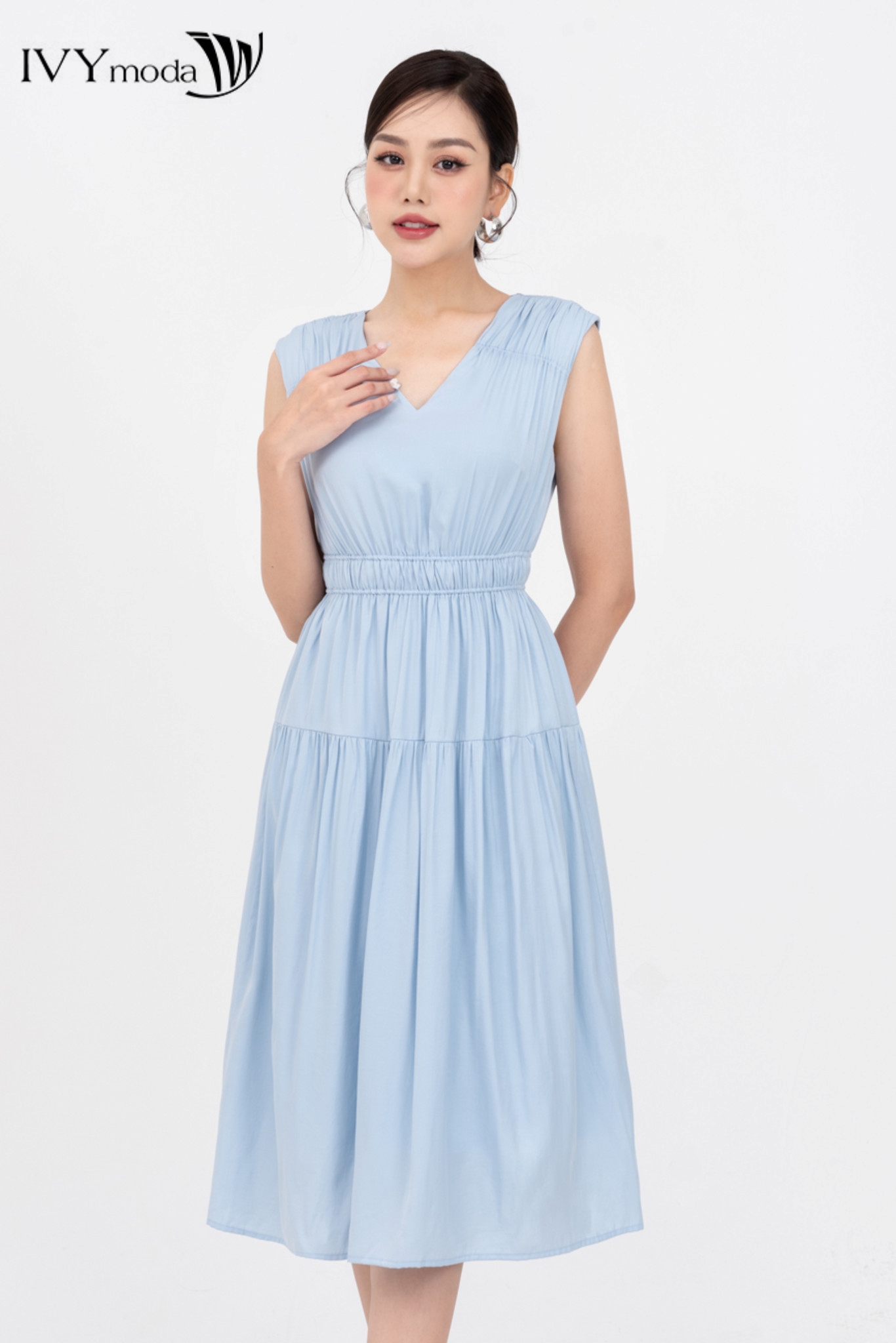 Đầm lụa xòe dạo phố IVY moda MS 41M8394