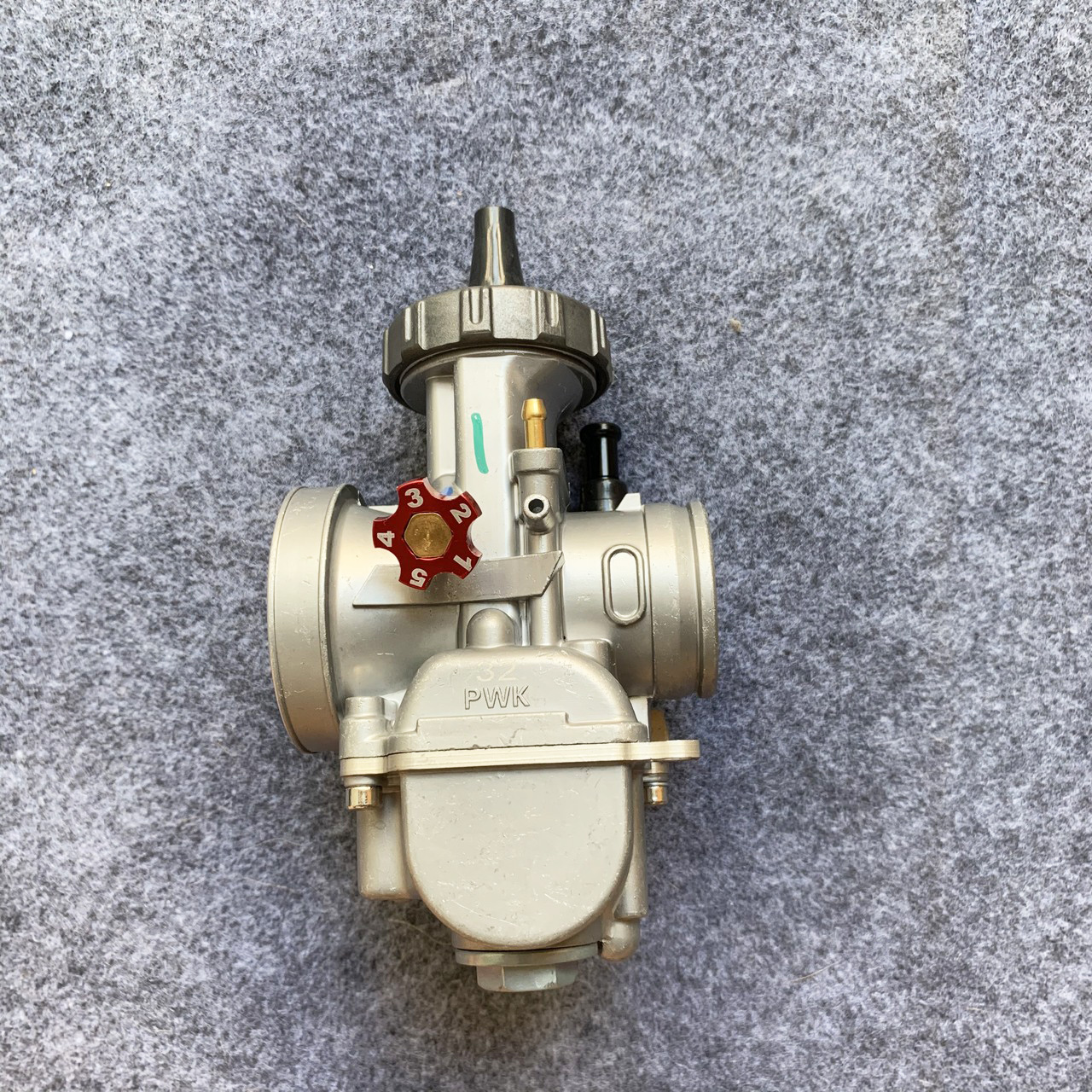 [HCM]Bình xăng nắp chao mini họng nhỏ