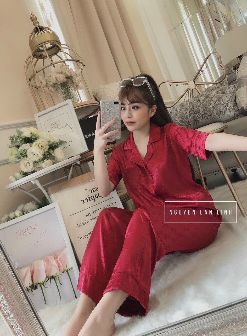 Bộ đồ lụa sau sinh quần dài áo cộc-bộ lụa sau sinh