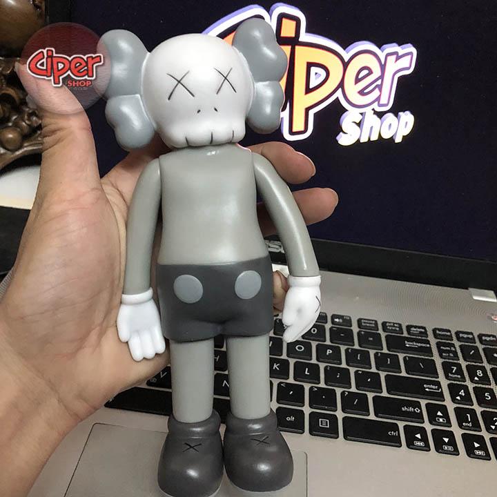 Mô hình Kaws 8in - 20cm - Xám Nhạt